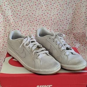 Nike court royale prem